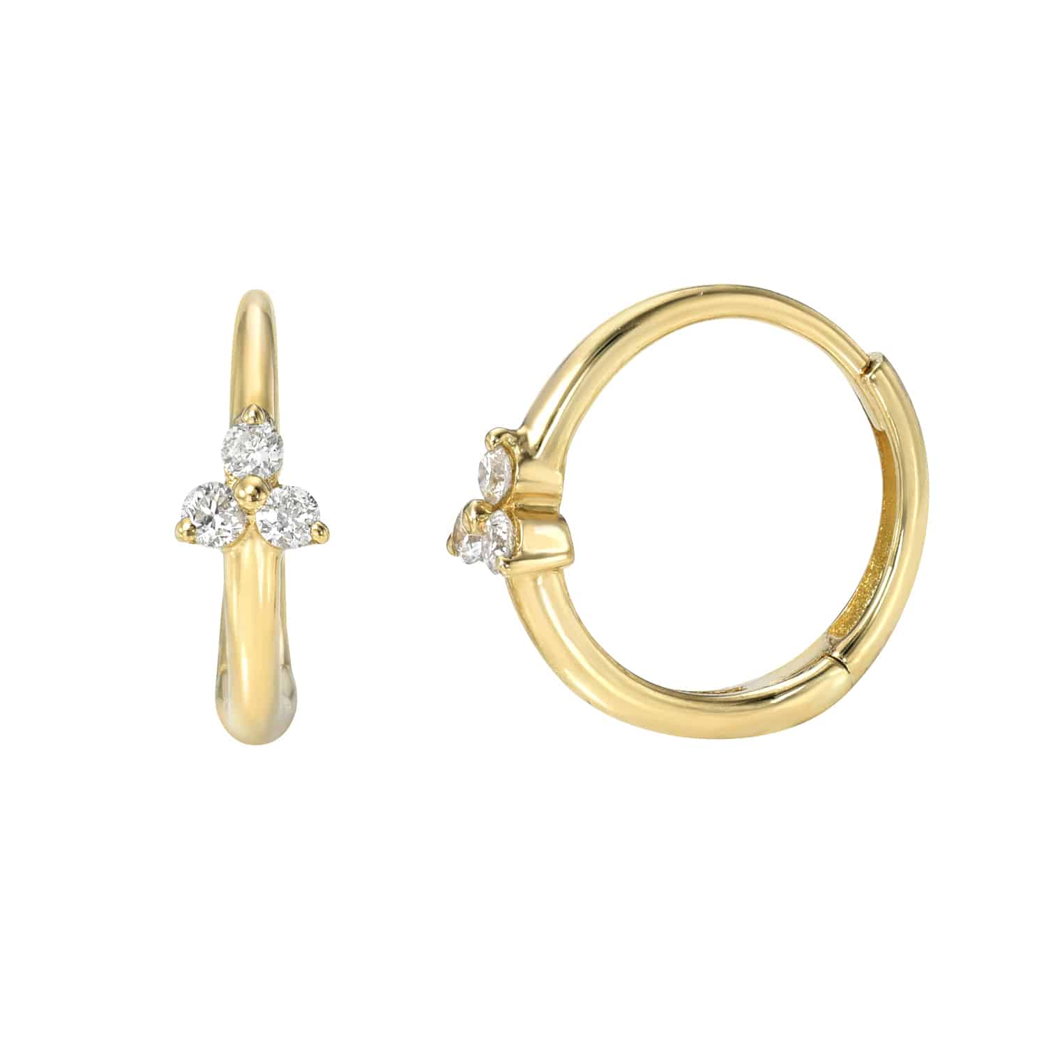 The Single Diamond Cluster Huggies represent fine jewelry craftsmanship with three round diamonds arranged in a triangular pattern. One hoop is shown frontally, the other in profile. For customization inquiries, please contact us.
