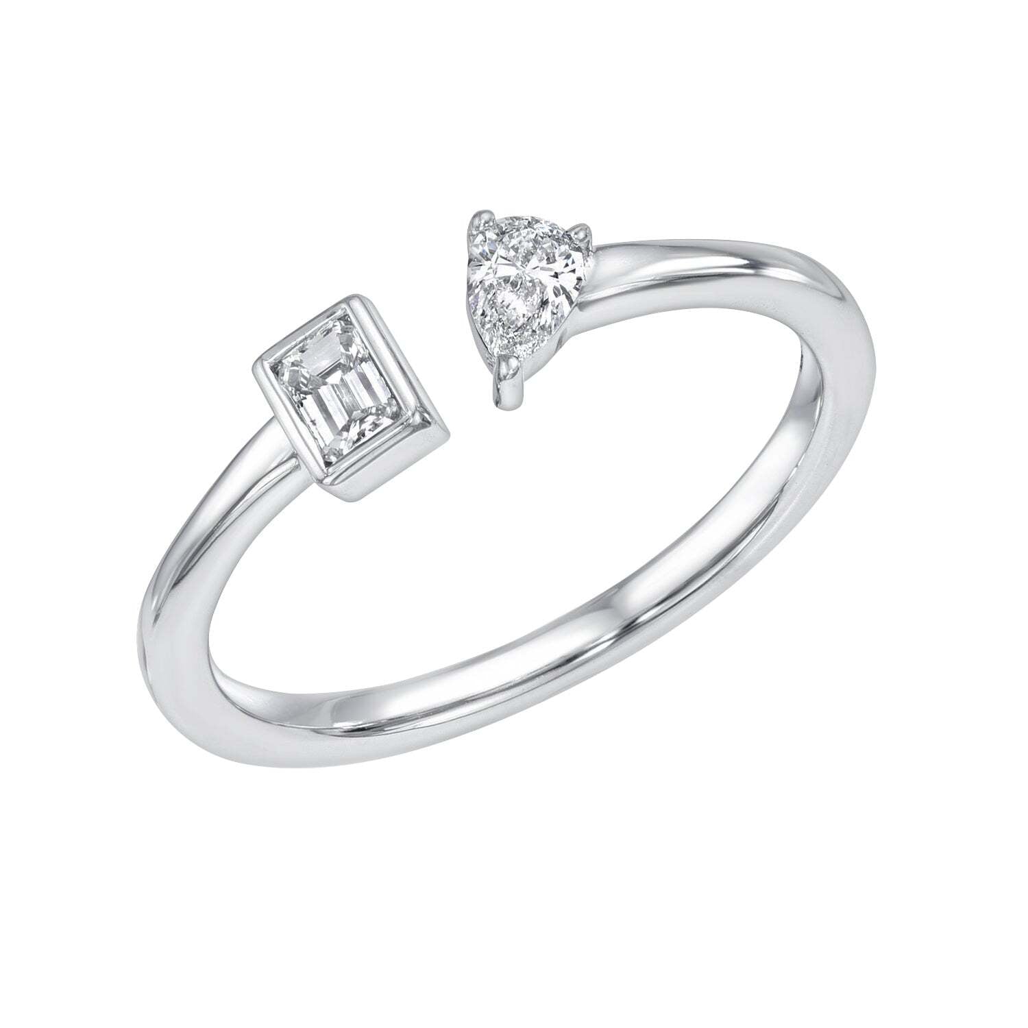 Introducing the Emerald & Pear Toi Et Moi Ring: a silver open band ring showcasing two unique gemstones—a rectangular baguette-cut emerald on one end and a sparkling pear-shaped stone on the other—each set in minimalist prongs. Inspired by classic Toi et Moi designs, this finely crafted piece symbolizes love and timeless elegance.